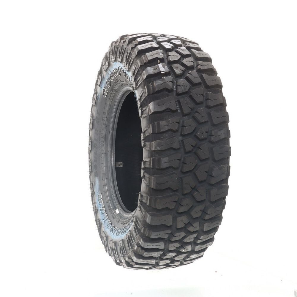 Vista 3 de GOODYEAR WRANGLER BOULDER MT 265/70r17